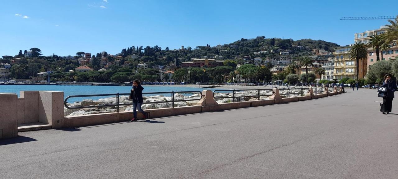 Sweet Lucy Apartment Rapallo Bagian luar foto