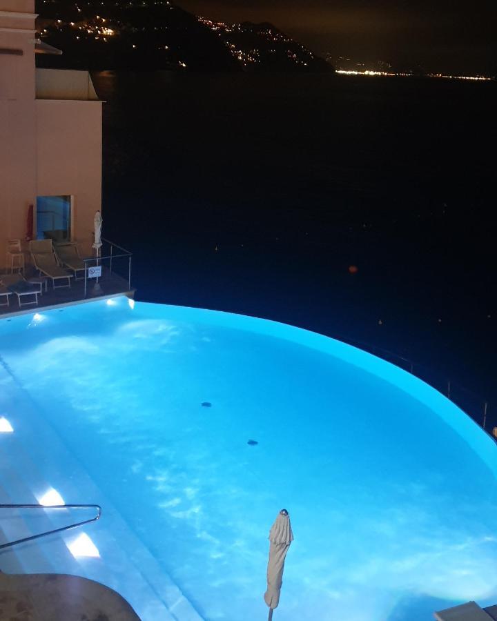Sweet Lucy Apartment Rapallo Bagian luar foto