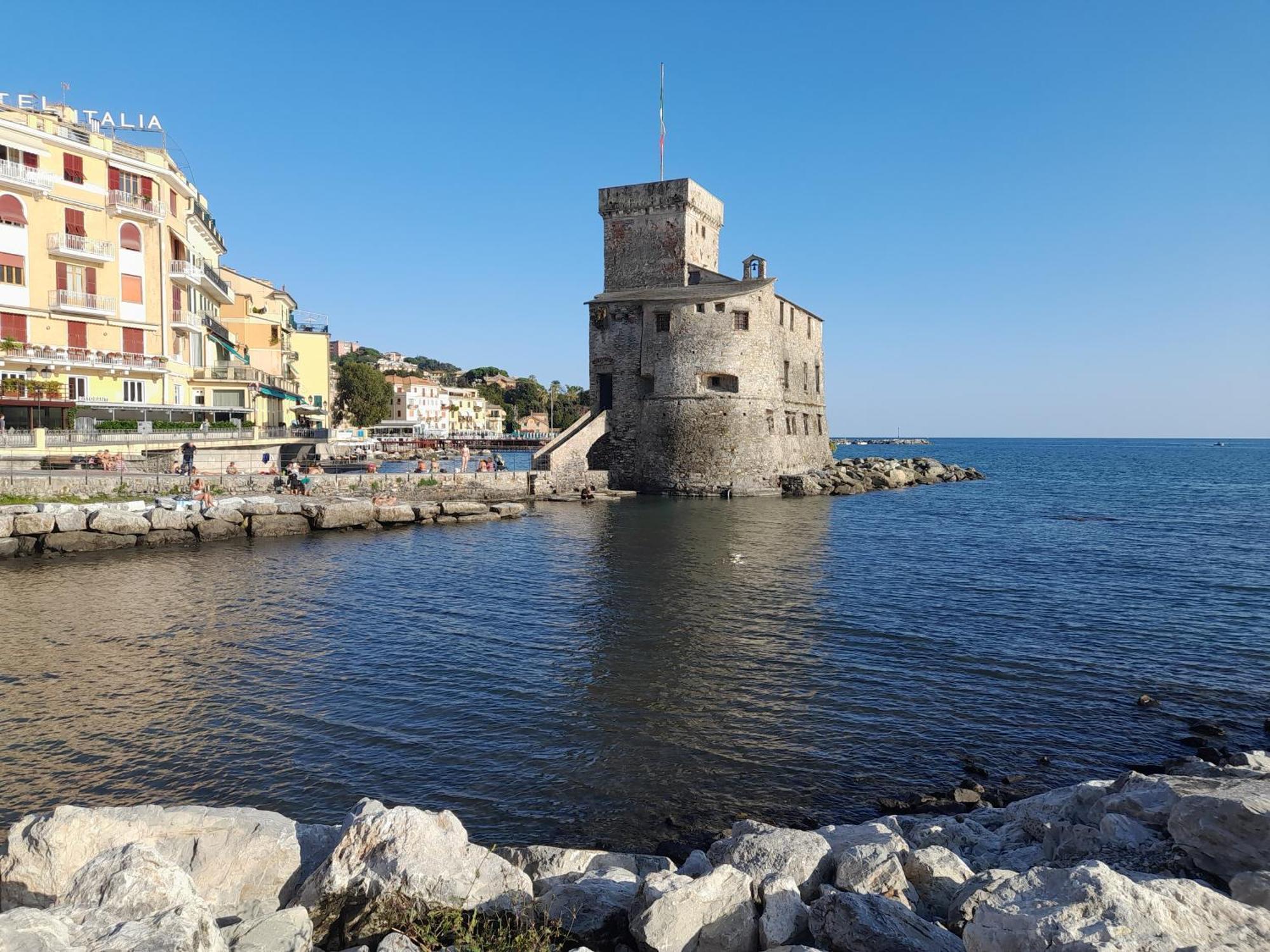 Sweet Lucy Apartment Rapallo Bagian luar foto