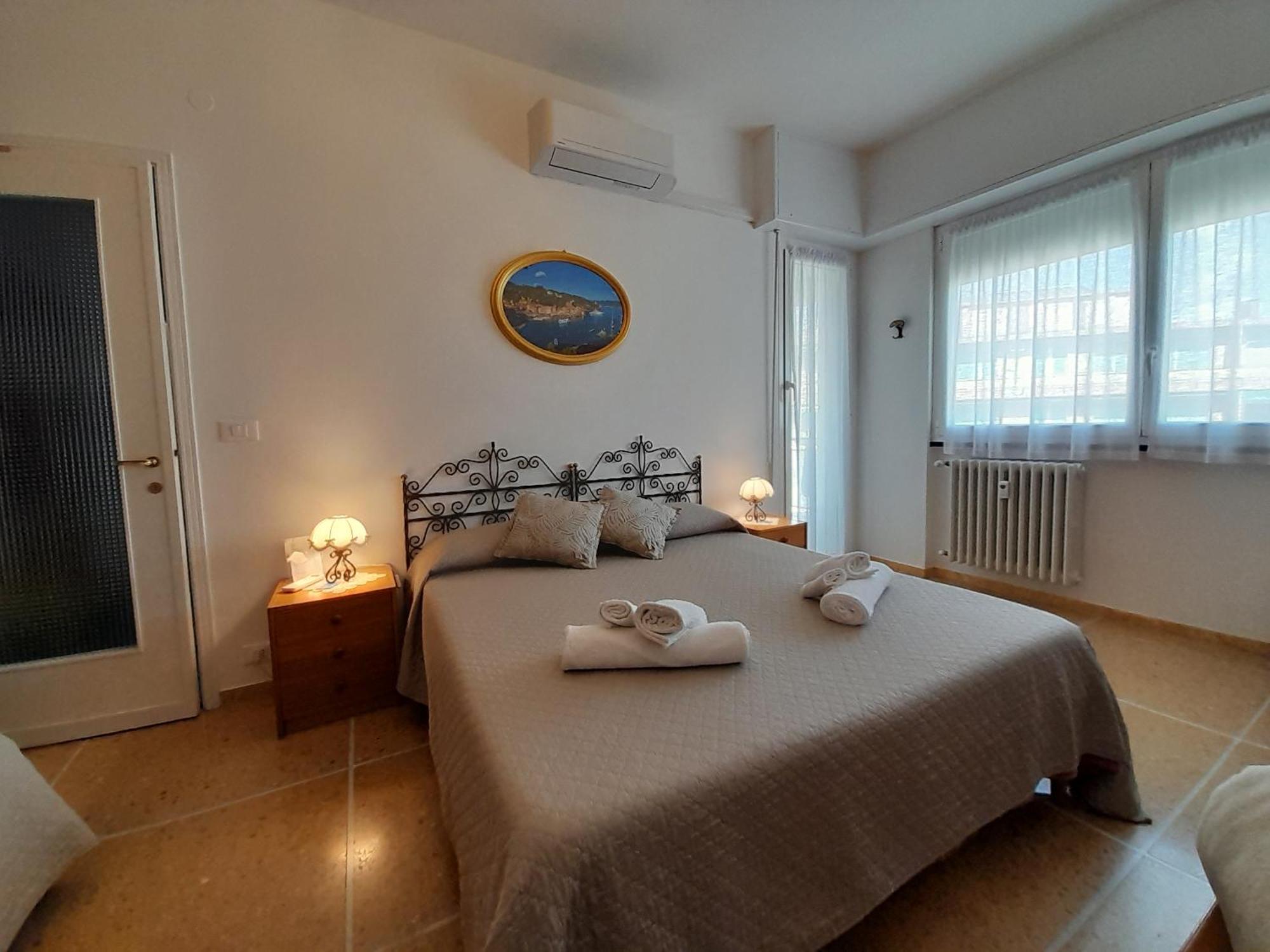 Sweet Lucy Apartment Rapallo Bagian luar foto